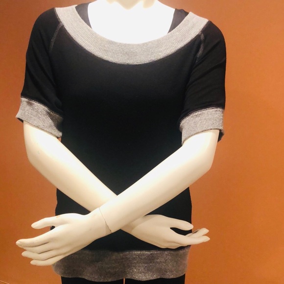 Jude Collection Colorblock Camo/Solid Top-Medium - Picture 1 of 7